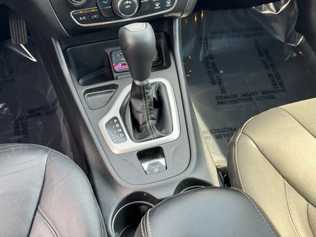 Used 2018 Jeep Cherokee Latitude Plus image 18