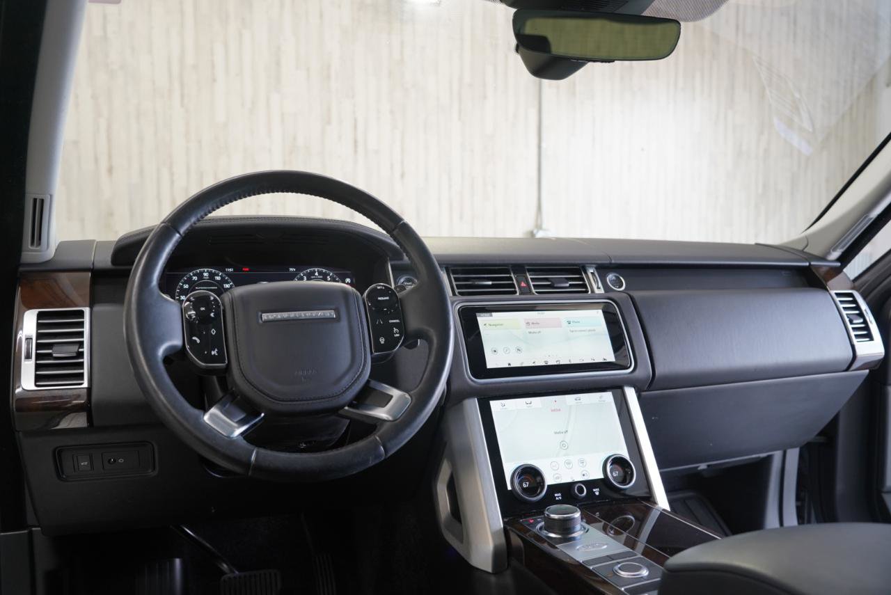 Used 2018 Land Rover Range Rover Supercharged image 11