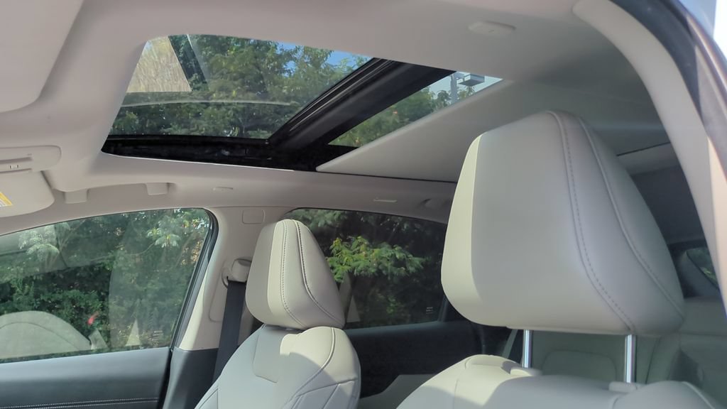 Used 2025 Nissan Murano SL AWD/4WD image 13