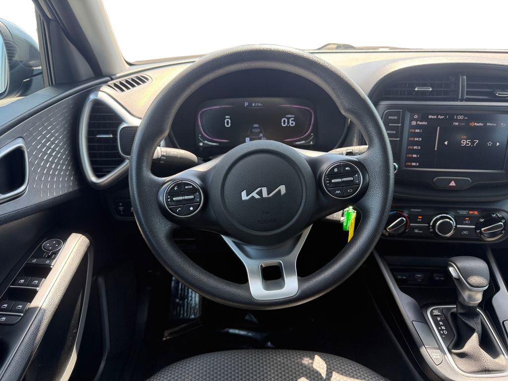 Used 2024 Kia Soul LX w/ Option Group 015 image 13