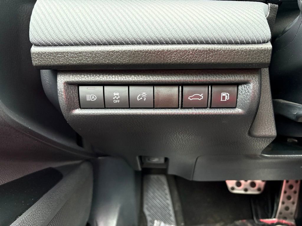 Certified 2025 Toyota Camry SE image 23