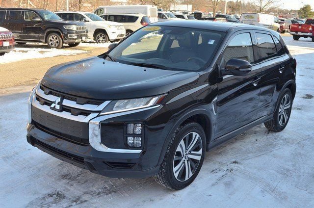 Used 2024 Mitsubishi Outlander Sport SE image 4