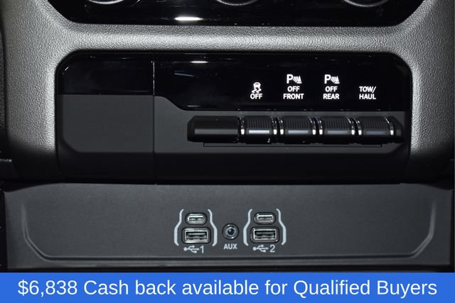 New 2026 RAM 1500 Express AWD/4WD image 30
