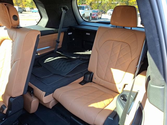 Used 2023 BMW X7 xDrive40i w/ Executive Package image 14