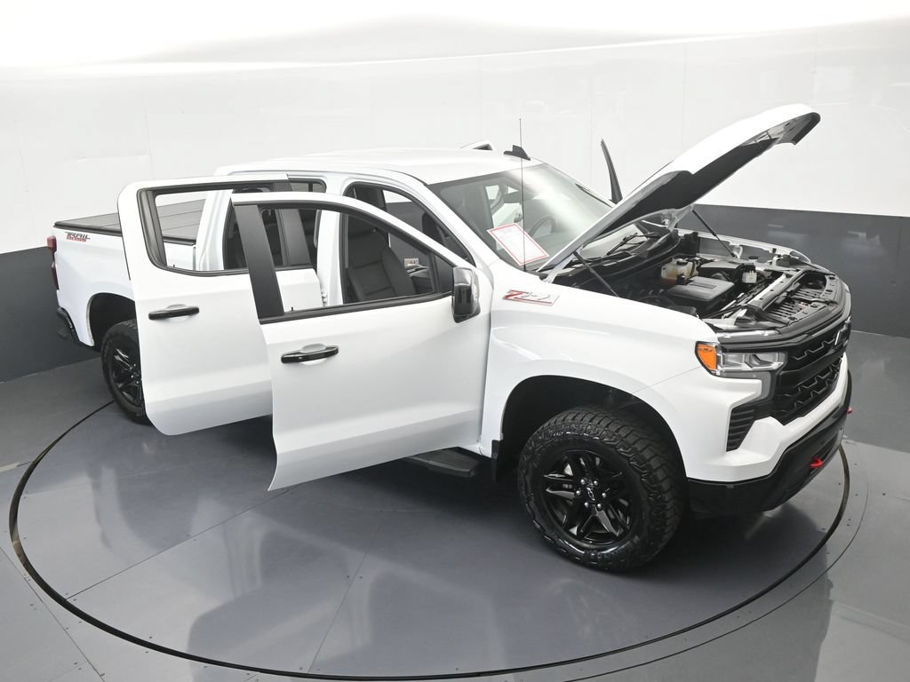 Used 2024 Chevrolet Silverado 1500 LT Trail Boss w/ LT Trail Boss Premium Package AWD/4WD image 81