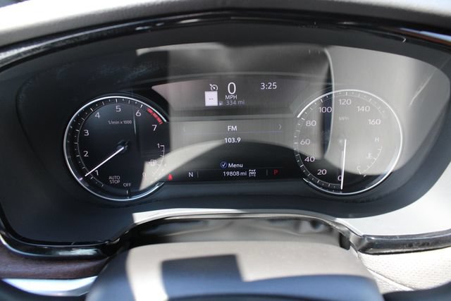 Used 2024 Cadillac XT5 Premium Luxury AWD/4WD image 11