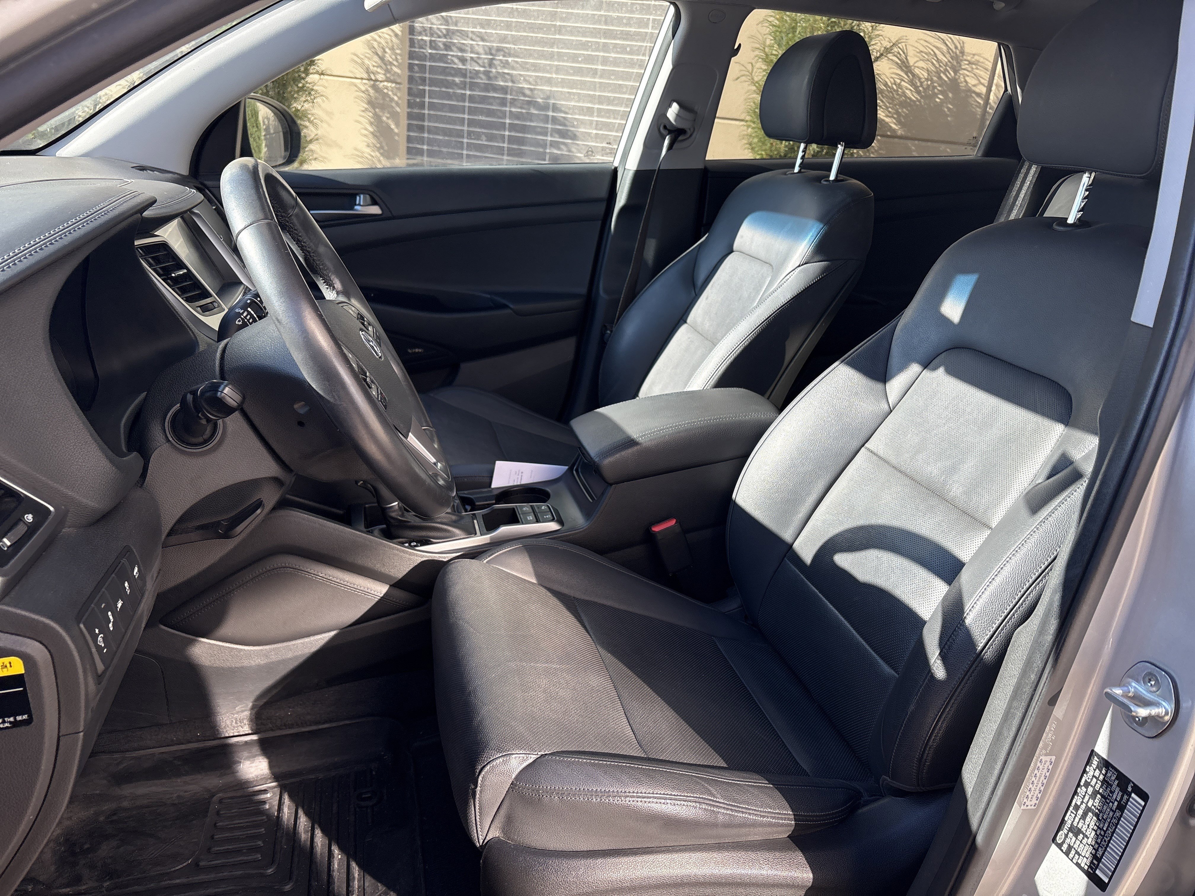 Used 2017 Hyundai Tucson Limited w/ Limited Ultimate Package 03 image 16