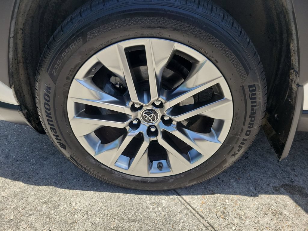 Certified 2019 Toyota RAV4 Limited w/ Advanced Technology Package FWD image 33