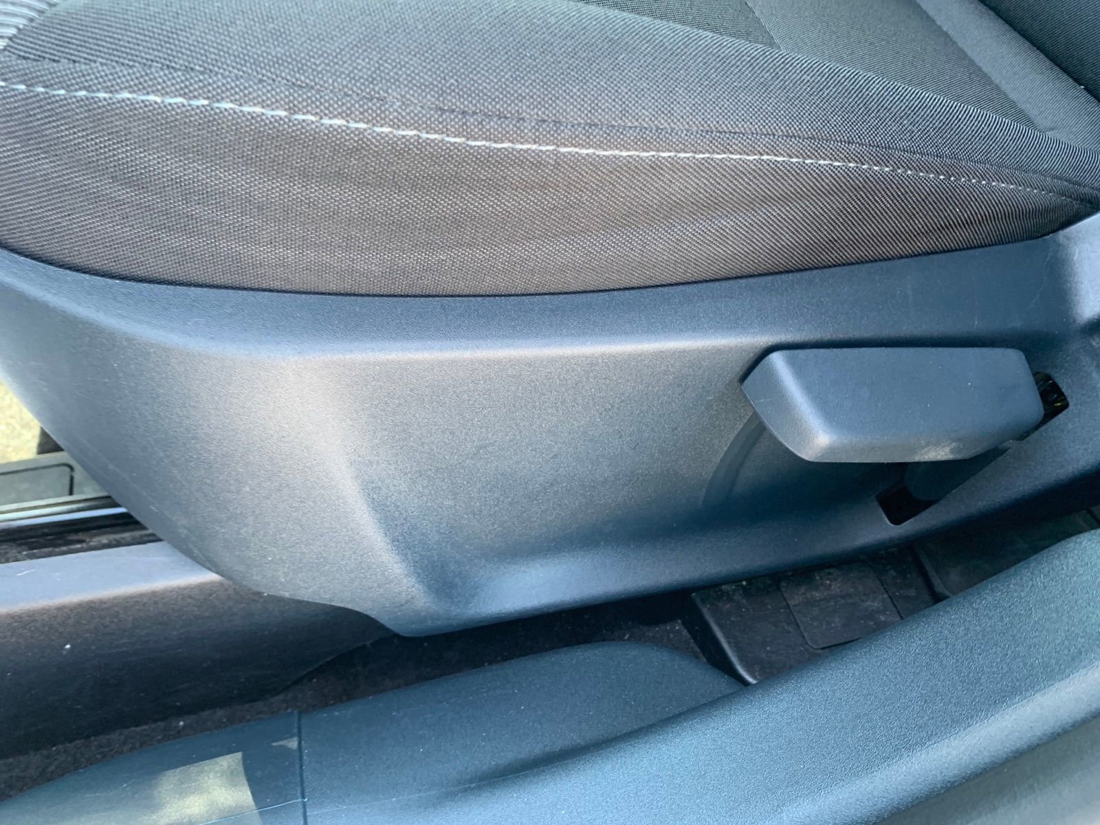 Used 2023 Ford Maverick XL image 12