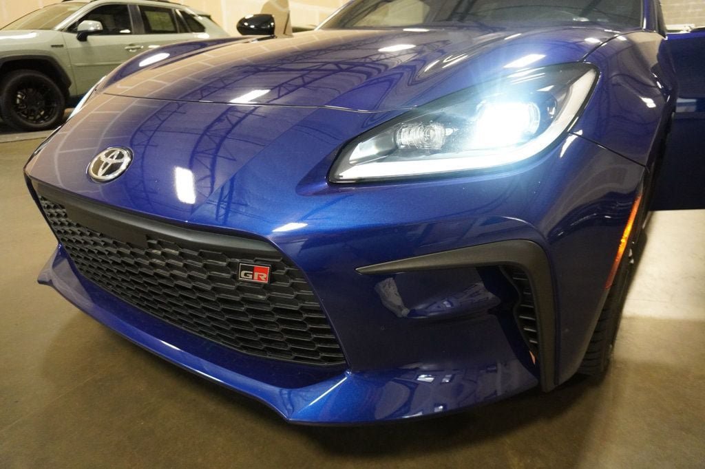 Used 2023 Toyota GR86 Premium RWD image 5