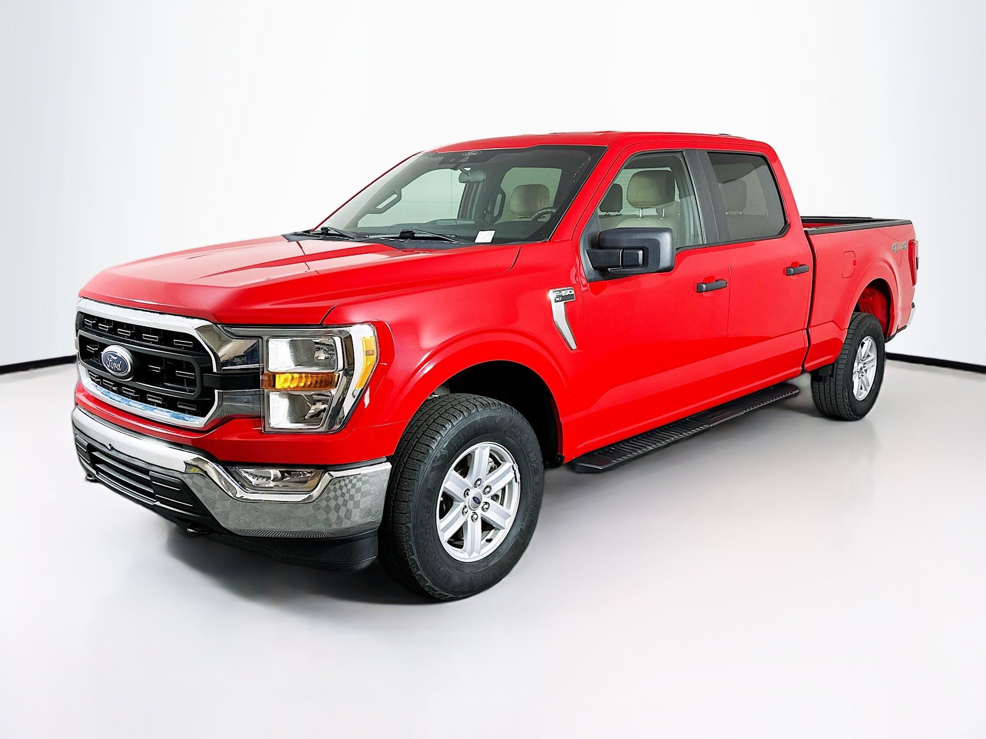 Used 2021 Ford F150 XLT AWD/4WD image 3