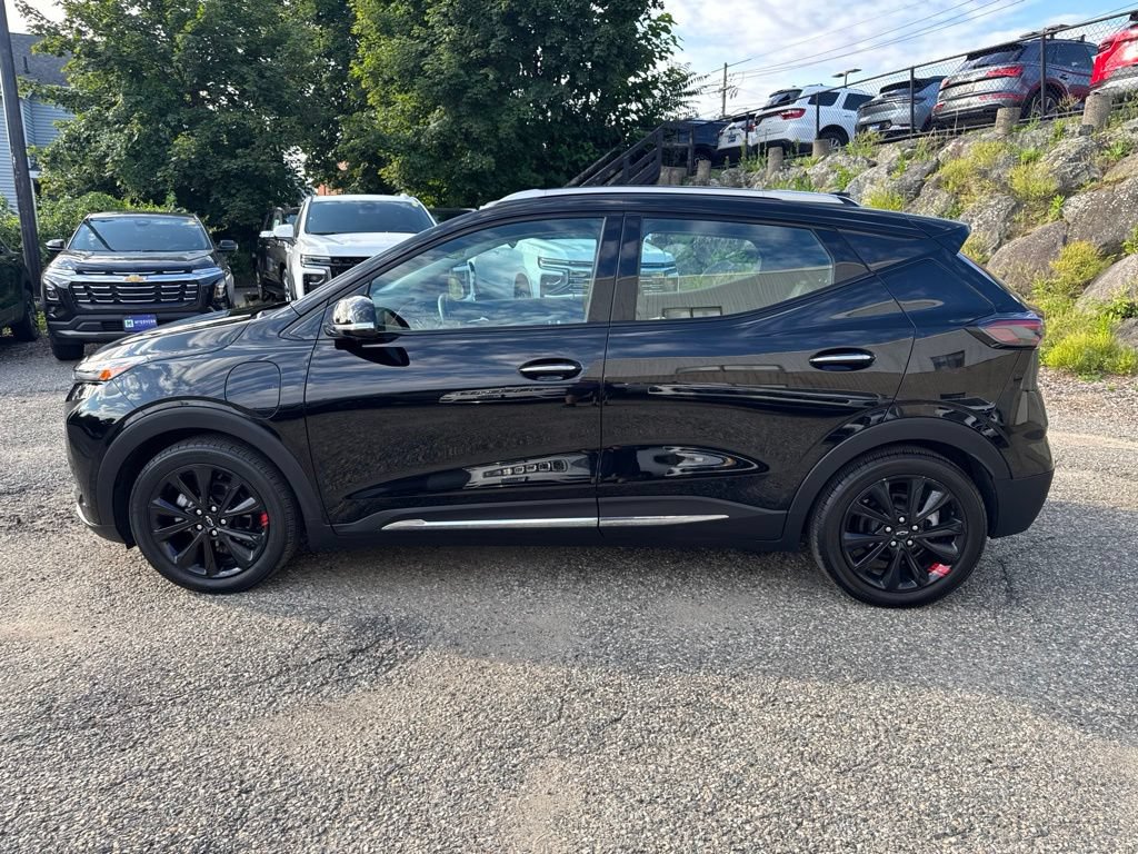 Used 2023 Chevrolet Bolt EUV Premier w/ Sun & Sound Package FWD image 35