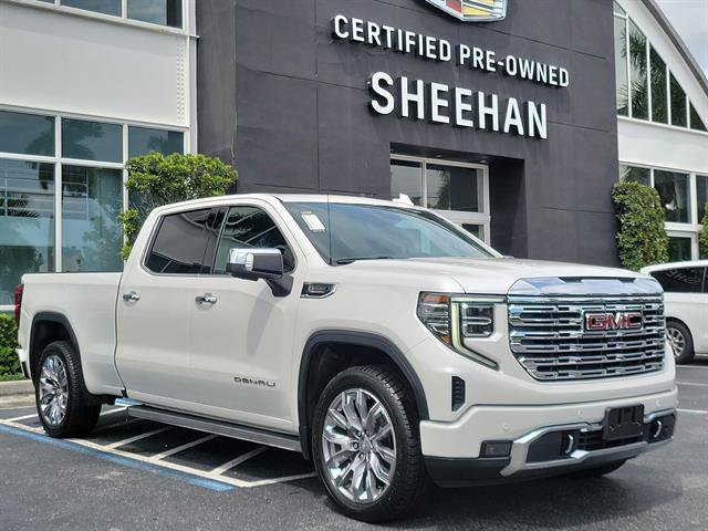 Used 2022 GMC Sierra 1500 Denali w/ Denali Reserve Package AWD/4WD image 20