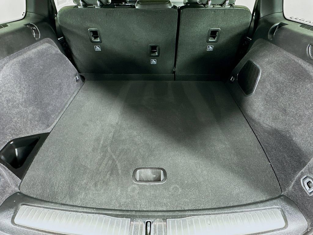 Certified 2024 Jeep Grand Cherokee Overland image 37