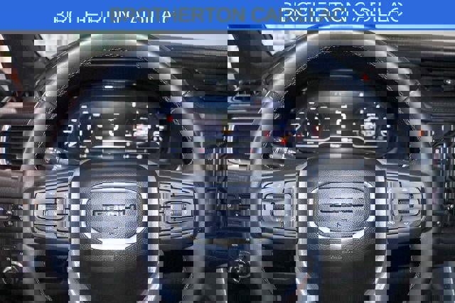 Used 2023 GMC Yukon XL Denali image 17