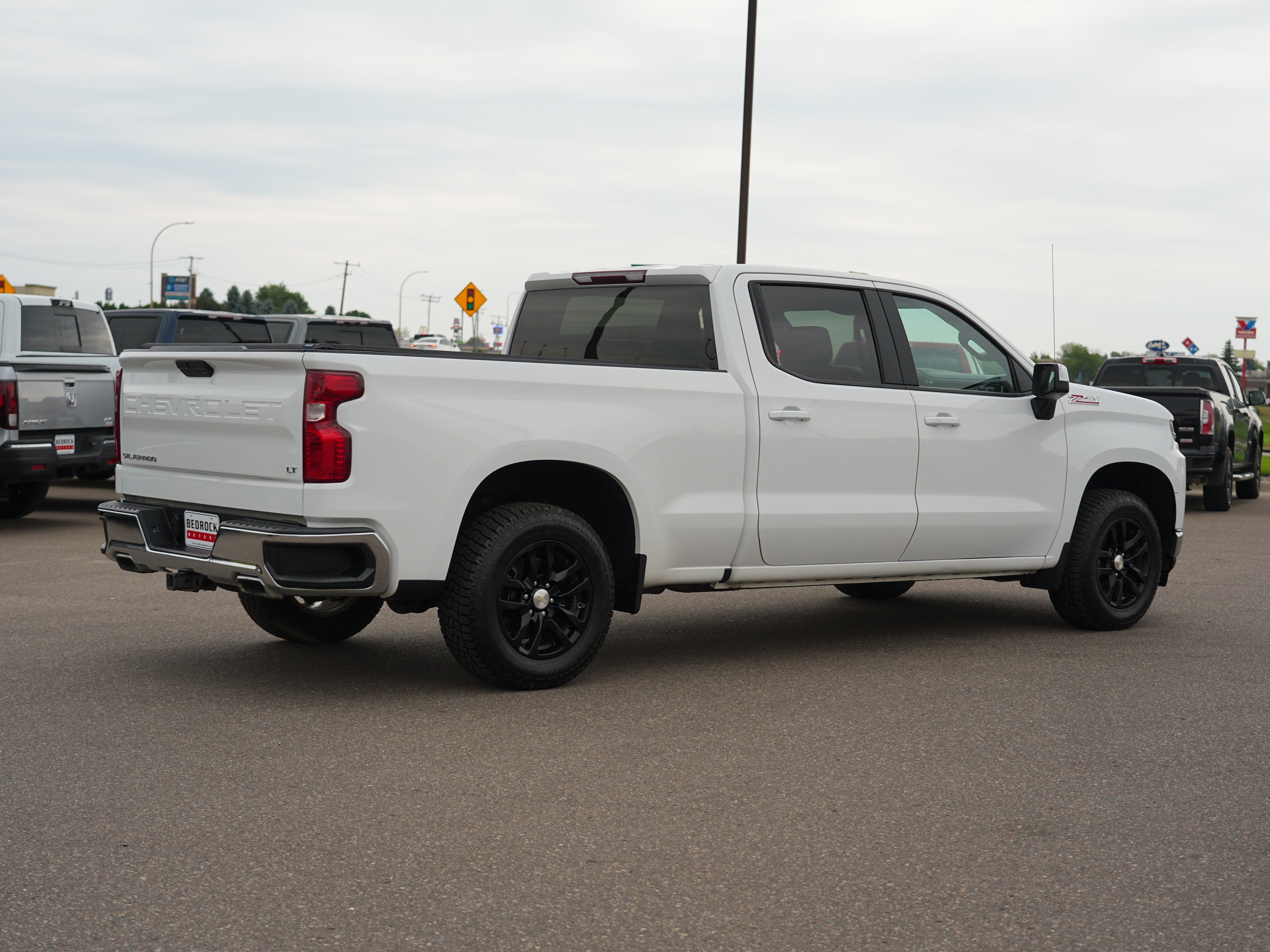 Used 2020 Chevrolet Silverado 1500 LT w/ True North Edition AWD/4WD image 3