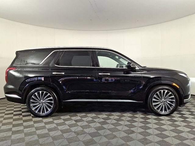 Used 2023 Hyundai Palisade Calligraphy w/ Cargo Package image 10