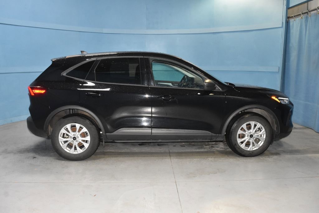Used 2025 Ford Escape Active AWD/4WD image 20