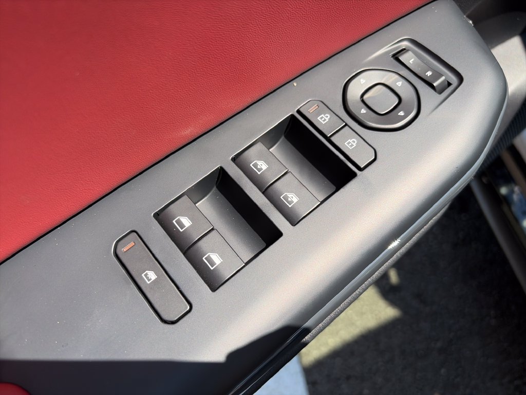 New 2026 Kia K4 GT-Line w/ GT-Line Premium Package FWD image 17