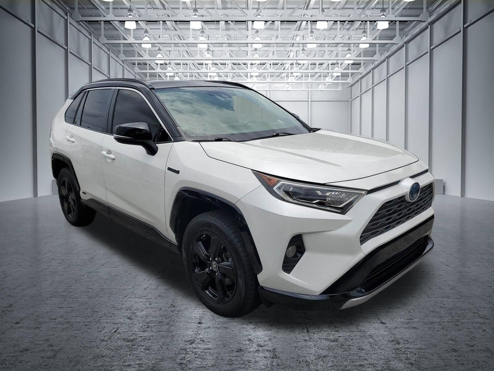 Used 2019 Toyota RAV4 XSE w/ XSE Weather Package AWD/4WD image 2