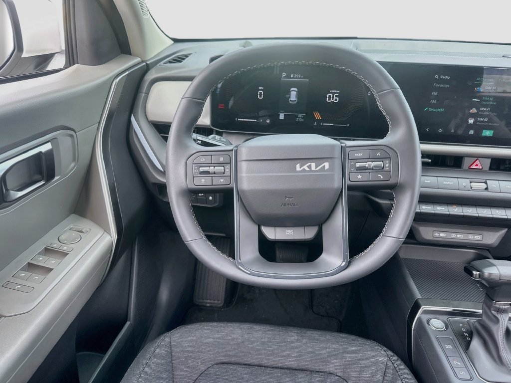 New 2027 Kia Seltos LX FWD image 20