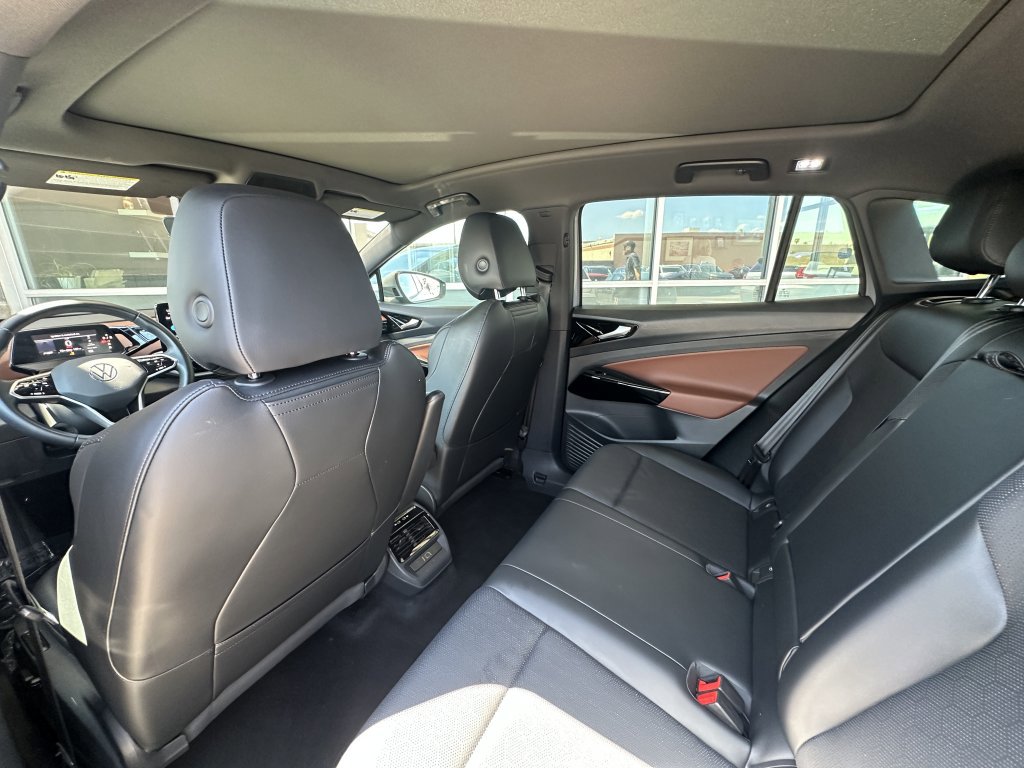 Used 2022 Volkswagen ID.4 Pro S image 29