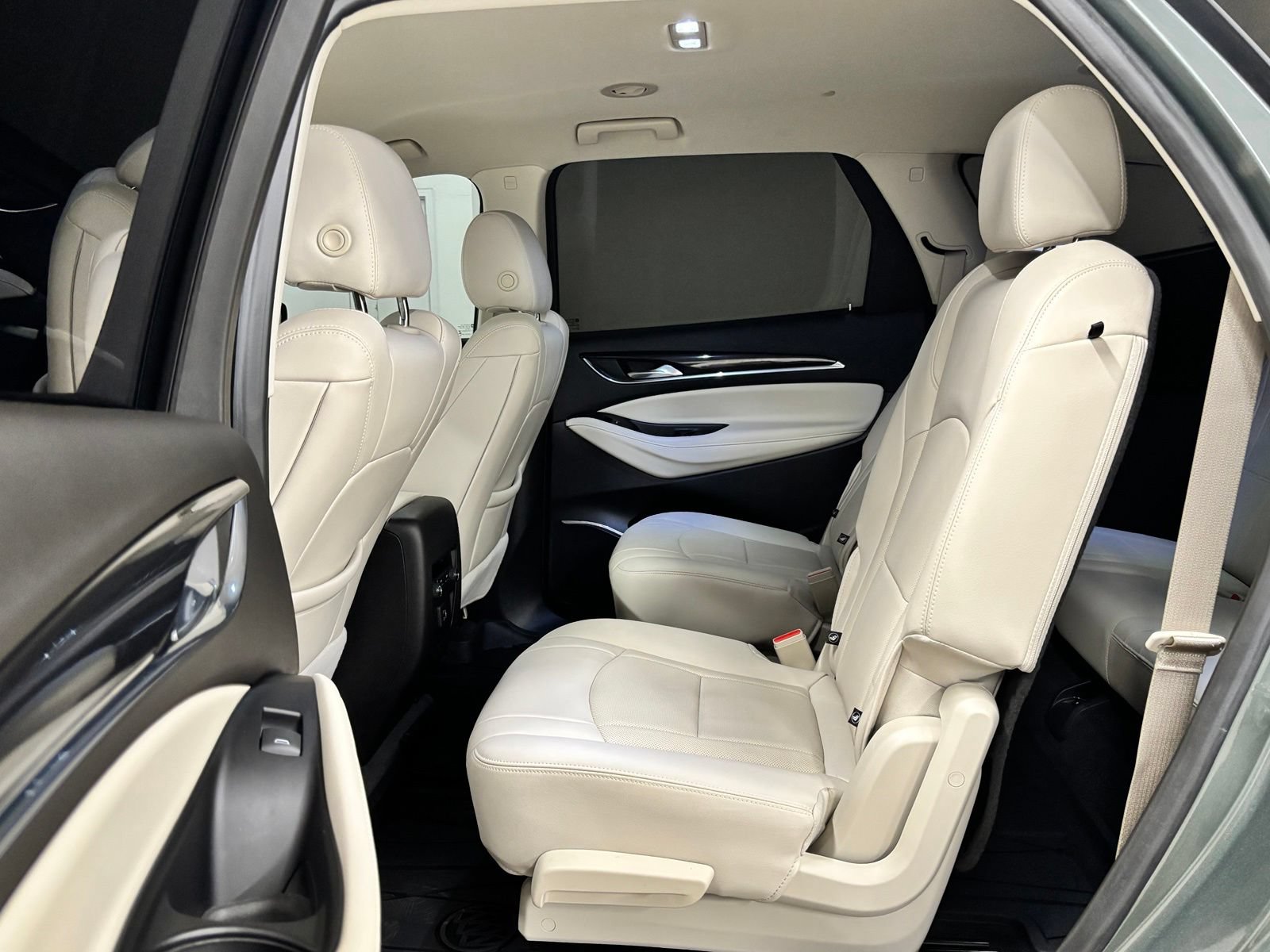 Used 2023 Buick Enclave Essence w/ LPO, Floor Liner Package FWD image 19