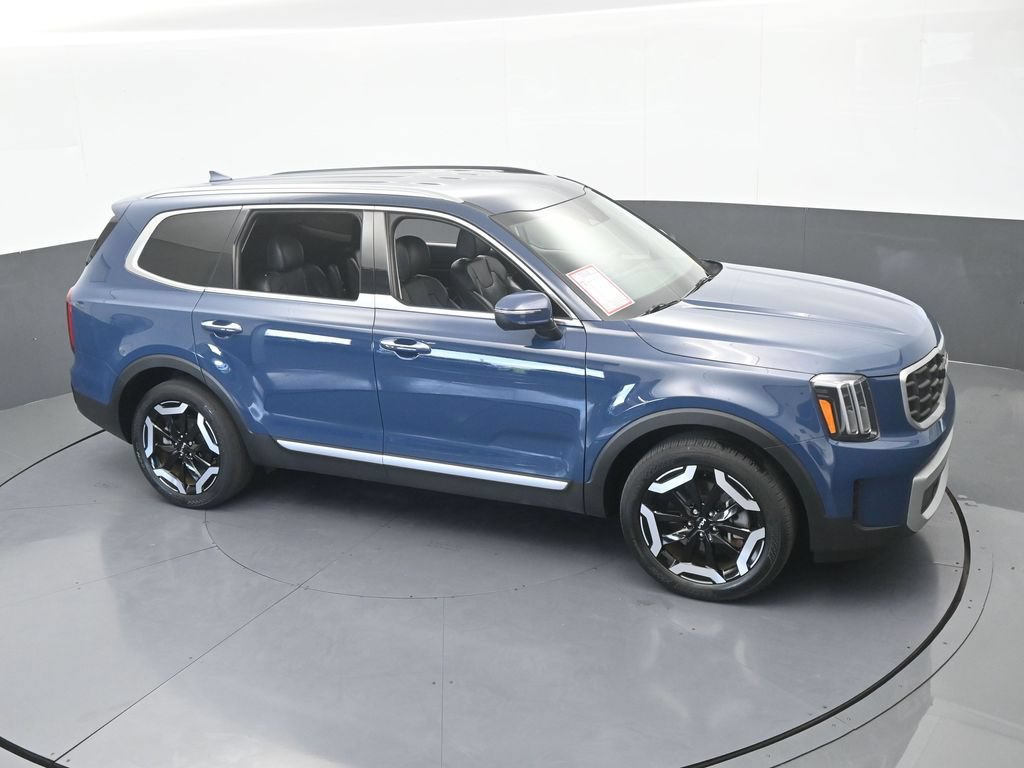 Used 2024 Kia Telluride S FWD image 59