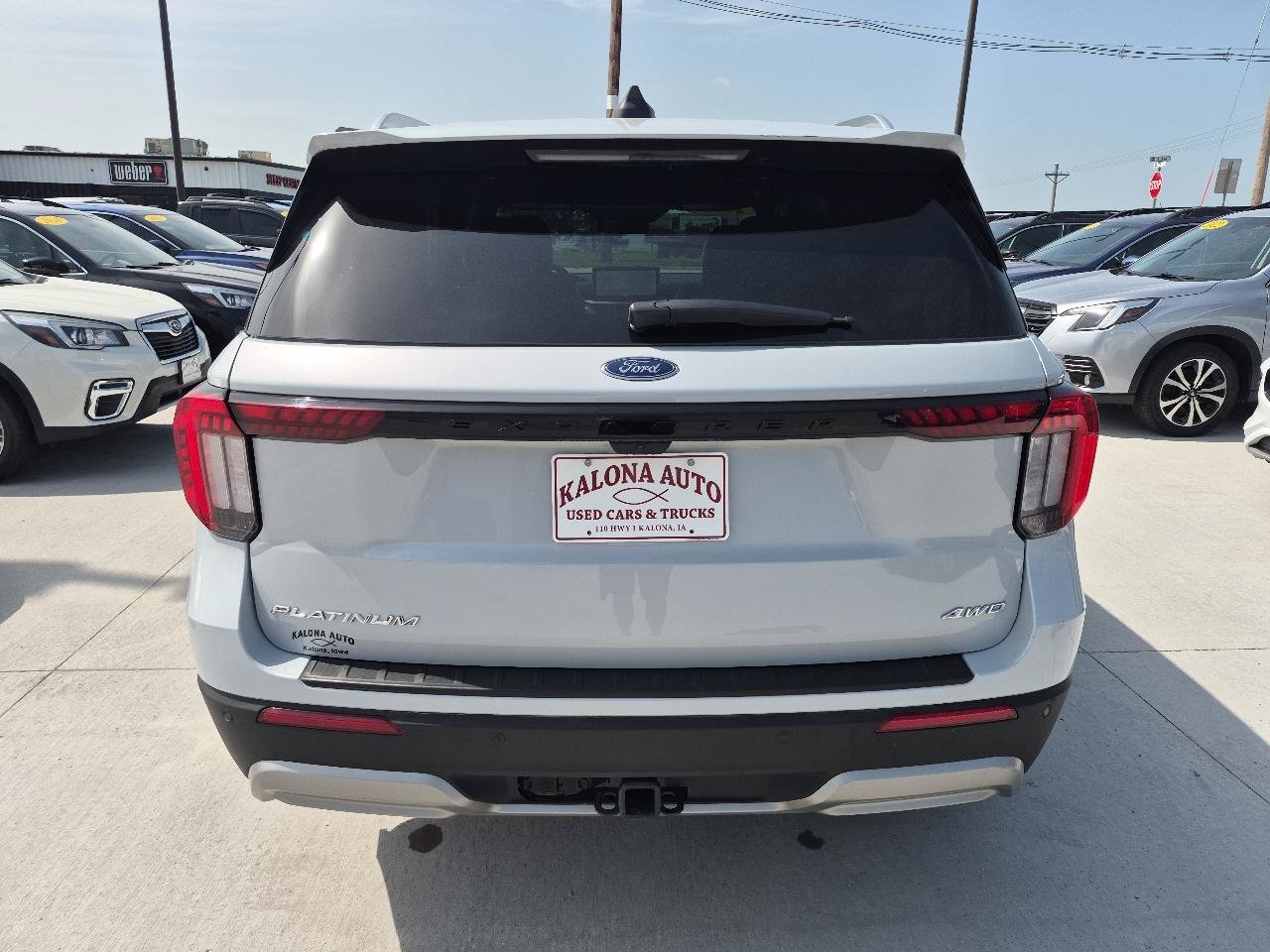 Used 2025 Ford Explorer Platinum w/ LUX Leather Package AWD/4WD image 7