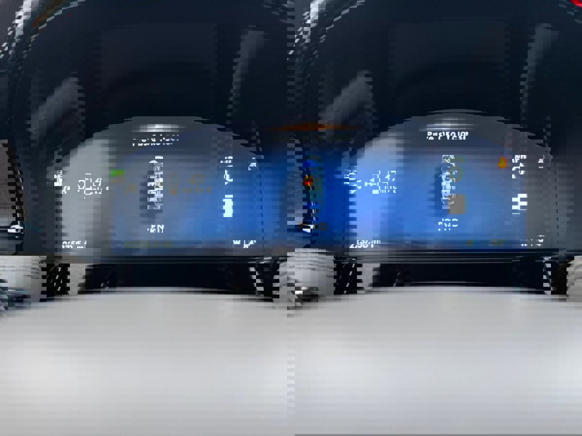 Used 2024 Lincoln Corsair Reserve w/ Equipment Group 201A image 12