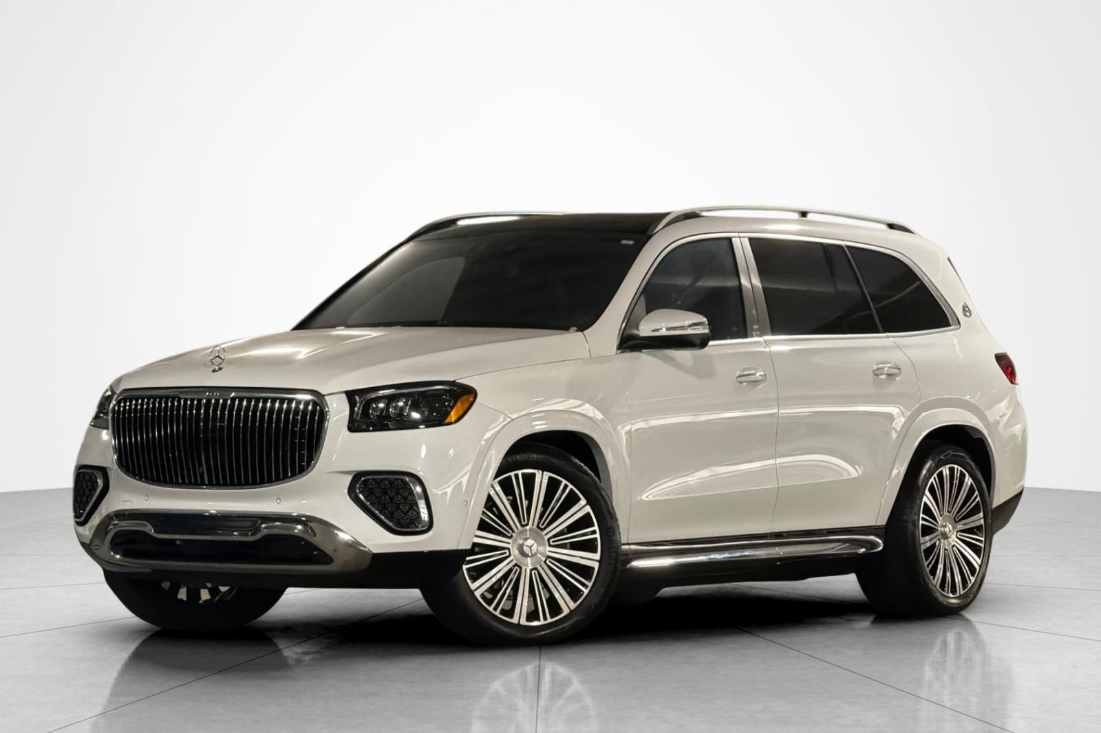 New 2026 Mercedes-Benz Maybach GLS 600 4MATIC image 1