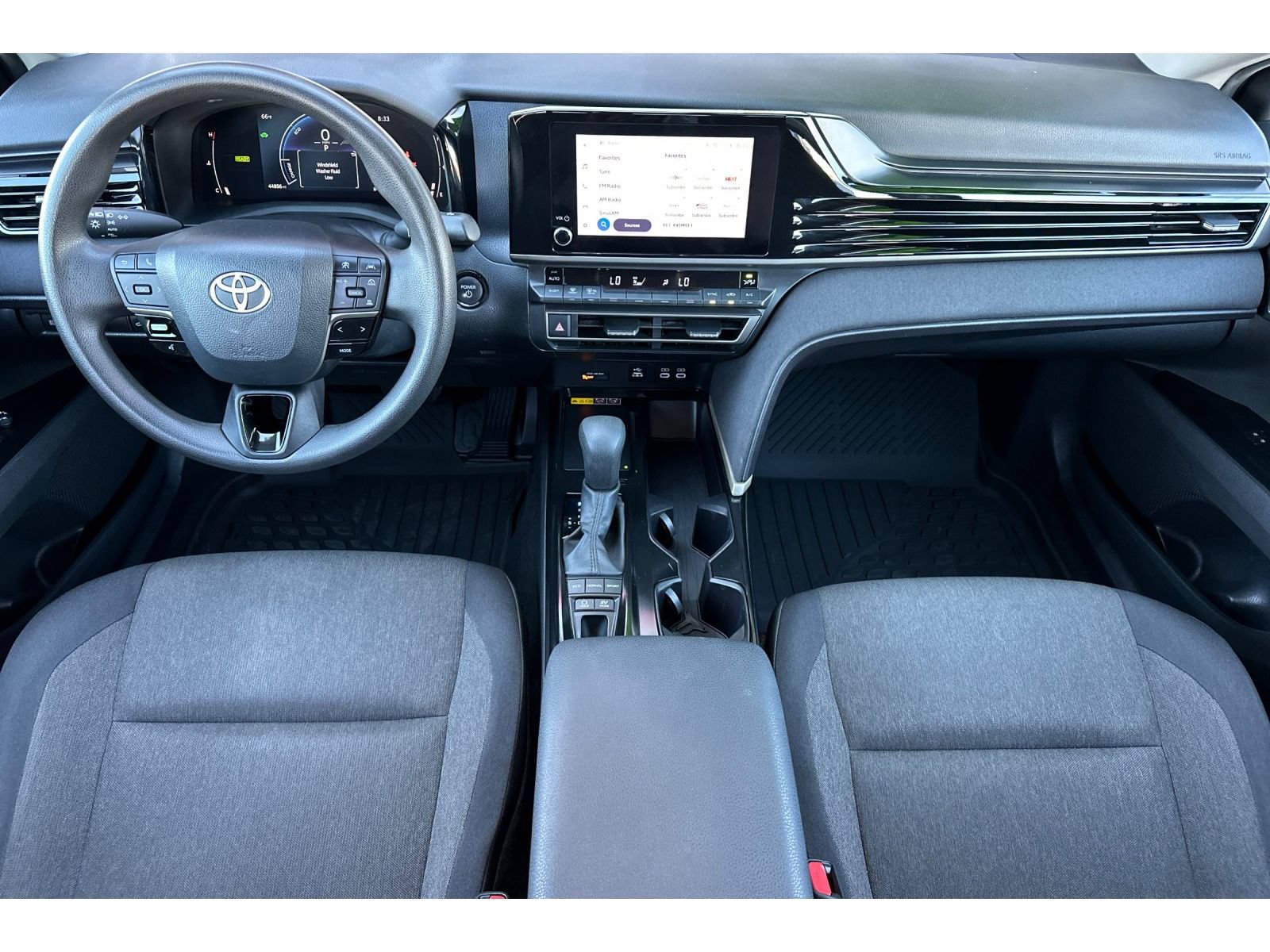 Used 2025 Toyota Camry LE FWD image 15