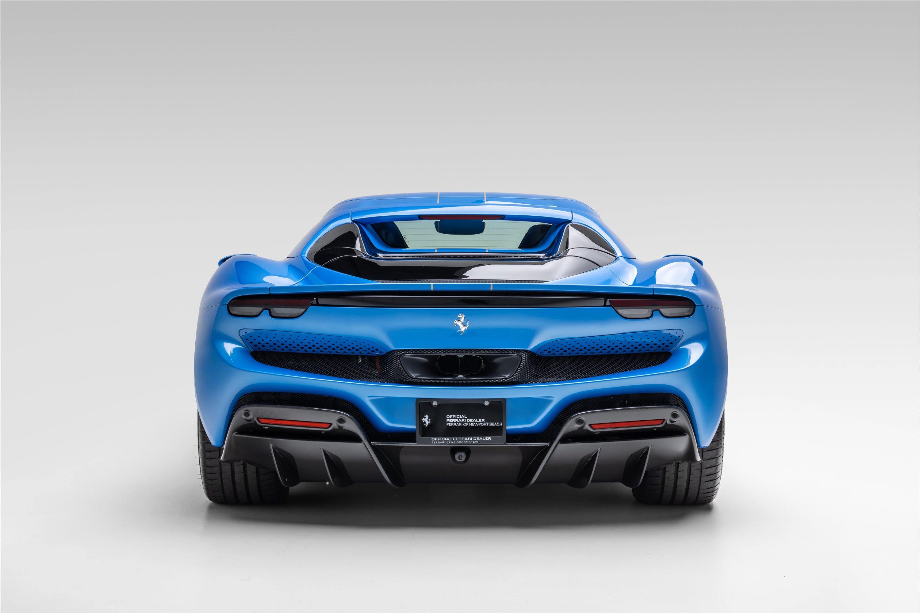 Used 2024 Ferrari 296 GTS RWD image 4