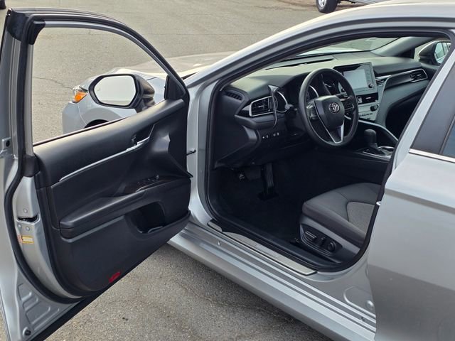 Used 2023 Toyota Camry LE w/ Convenience Package image 40