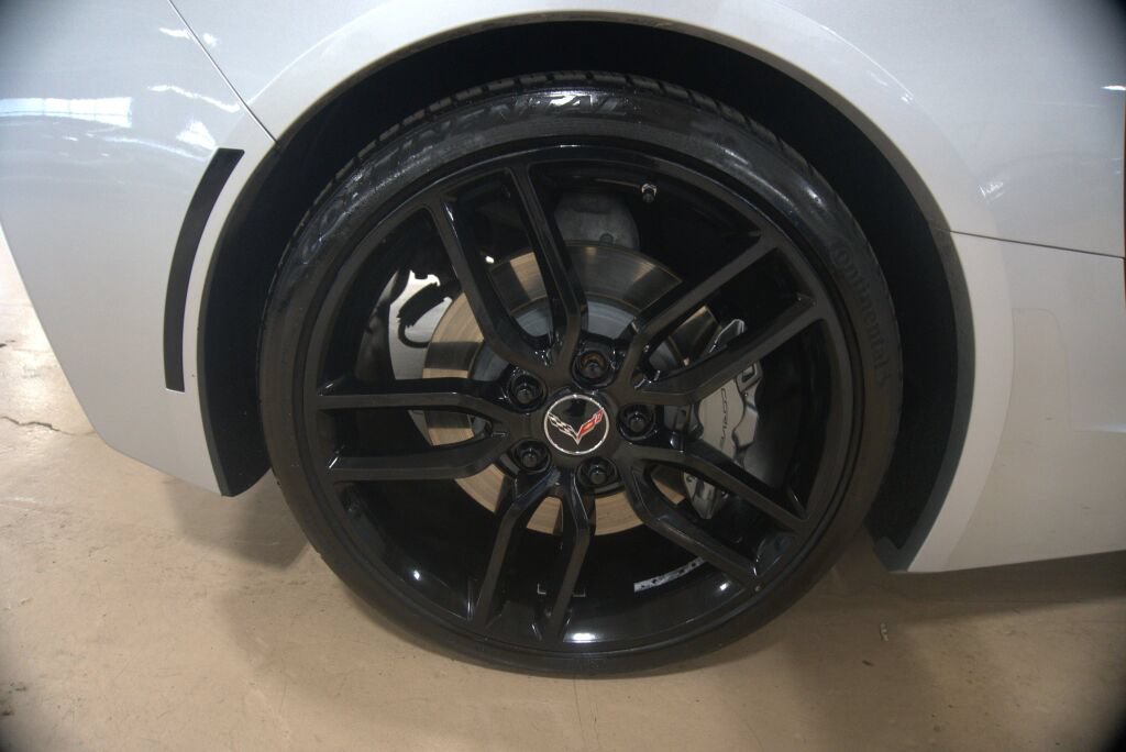 Used 2014 Chevrolet Corvette Stingray Convertible w/ 2LT Preferred Equipment Group RWD image 31