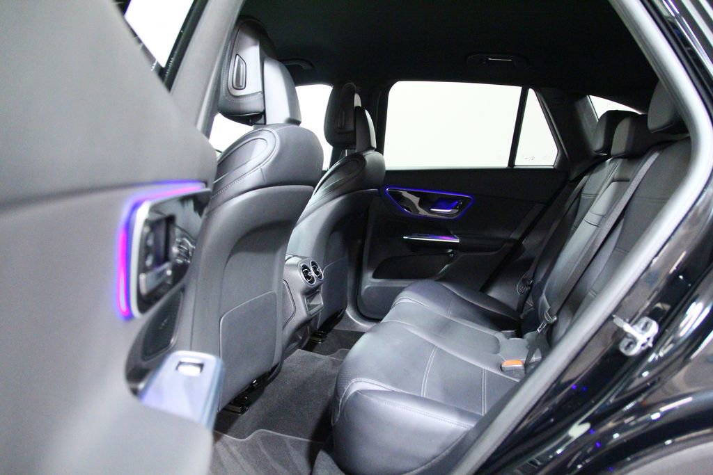 Certified 2025 Mercedes-Benz GLC 300 image 28