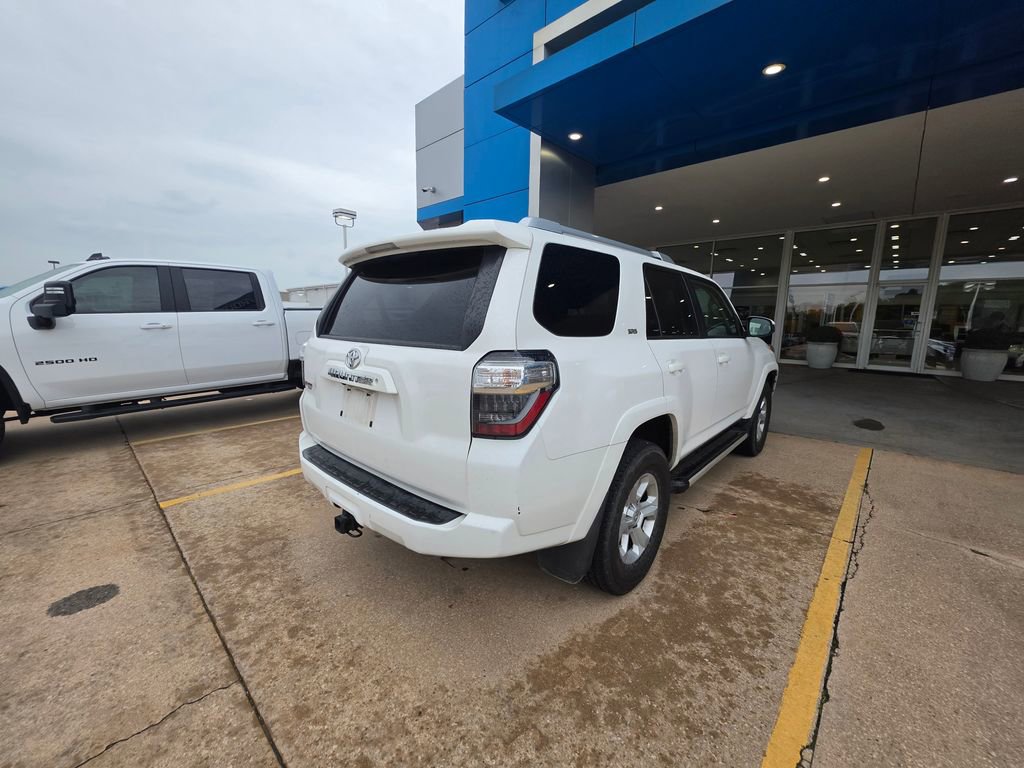 Used 2014 Toyota 4Runner SR5 AWD/4WD image 13