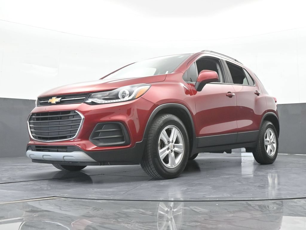 Used 2021 Chevrolet Trax LT w/ LT Convenience Package FWD image 52