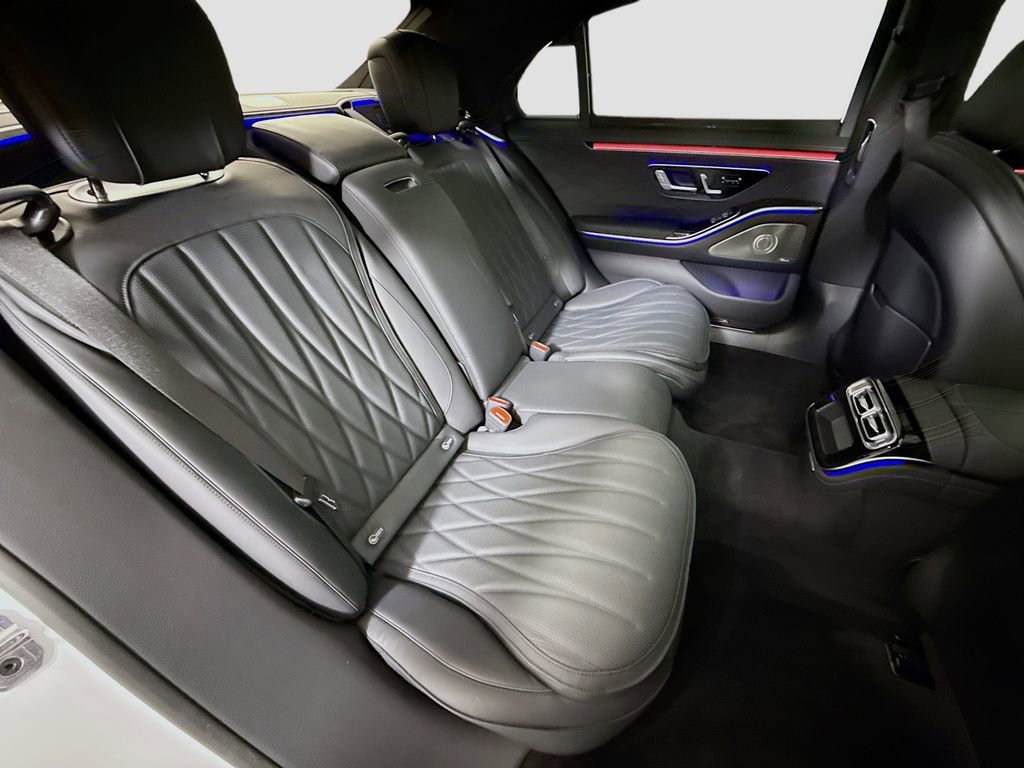 Used 2025 Mercedes-Benz S 63 AMG S image 29