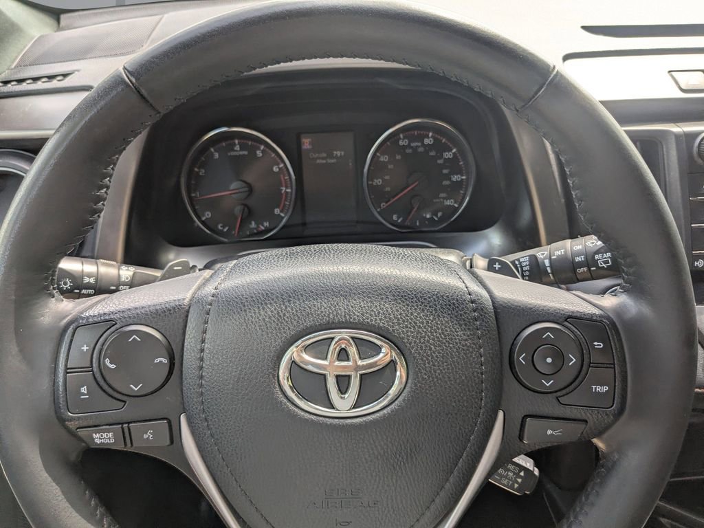Used 2018 Toyota RAV4 SE w/ Power Extra Value Package image 29