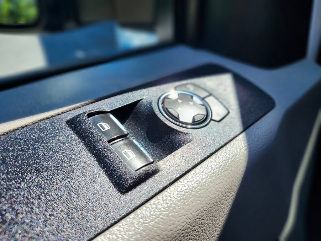 Used 2021 Ford F550 4x4 Regular Cab Super Duty image 10