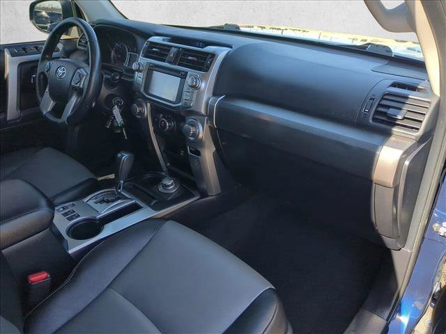 Used 2018 Toyota 4Runner SR5 Premium image 22
