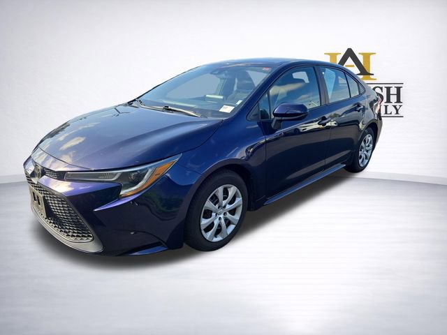 Used 2021 Toyota Corolla LE FWD image 3