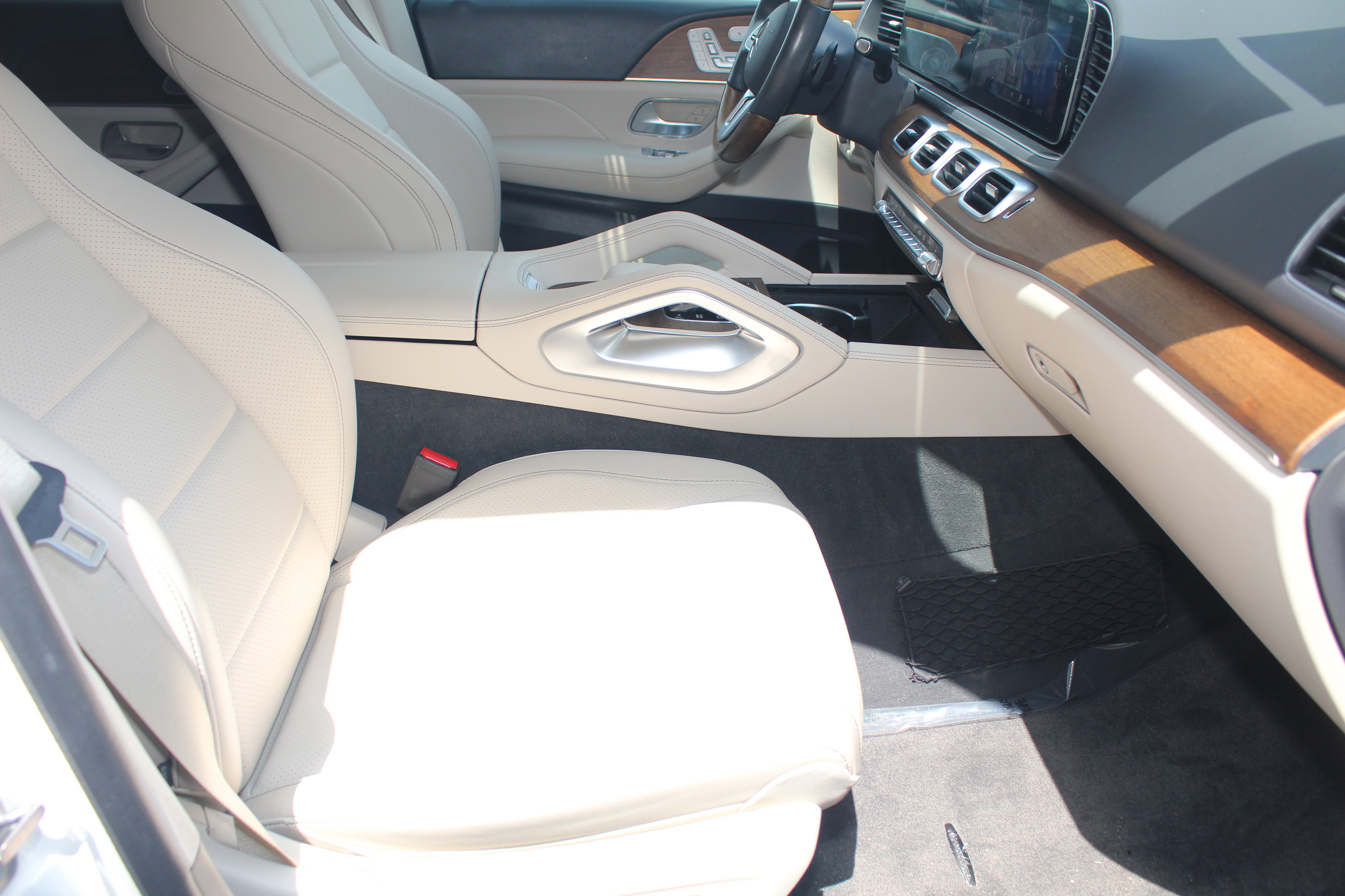 Used 2020 Mercedes-Benz GLE 350 4MATIC image 27