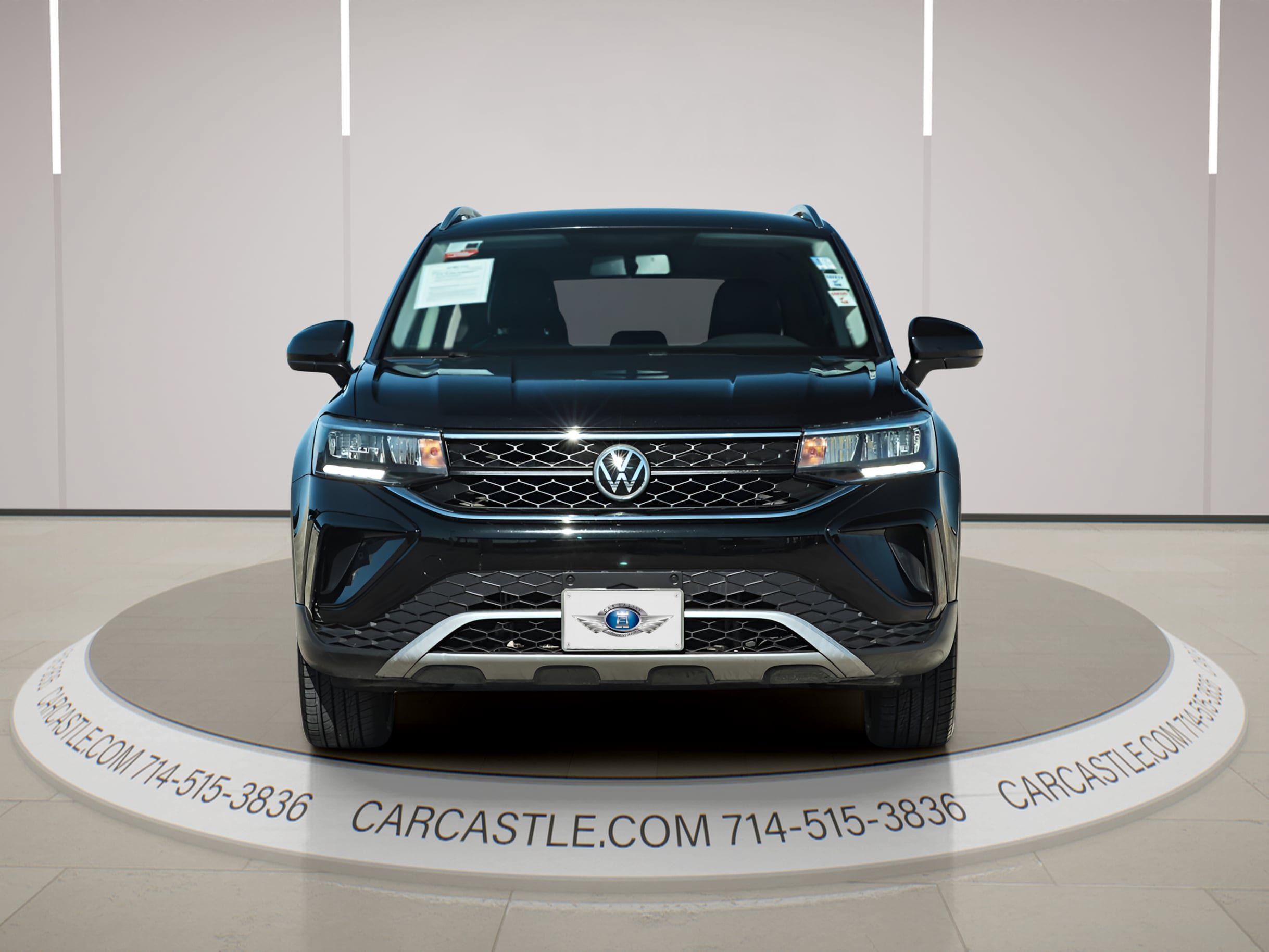 Used 2022 Volkswagen Taos SE FWD image 8