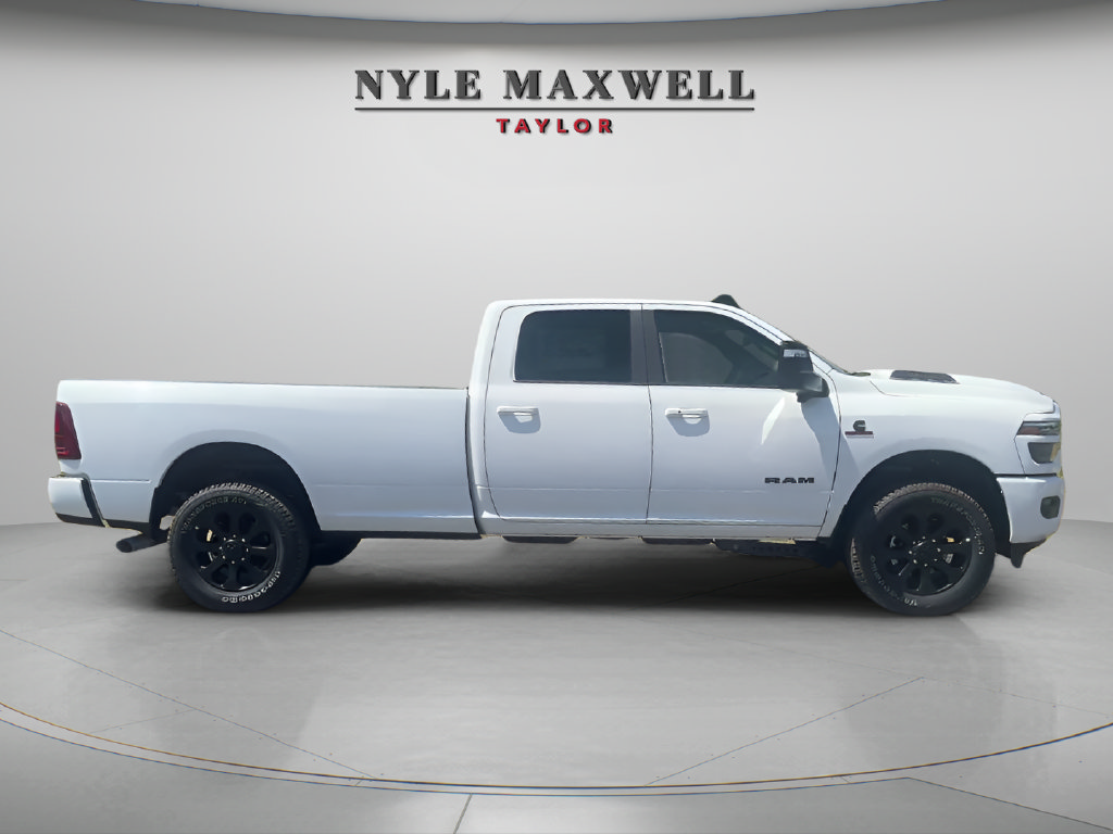 New 2026 RAM 3500 Laramie w/ Night Edition AWD/4WD image 4