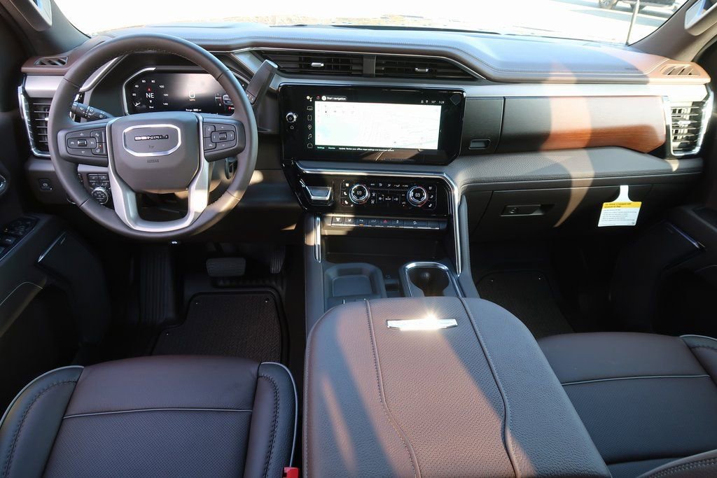 New 2026 GMC Sierra 2500 Denali w/ Denali Reserve Package image 11