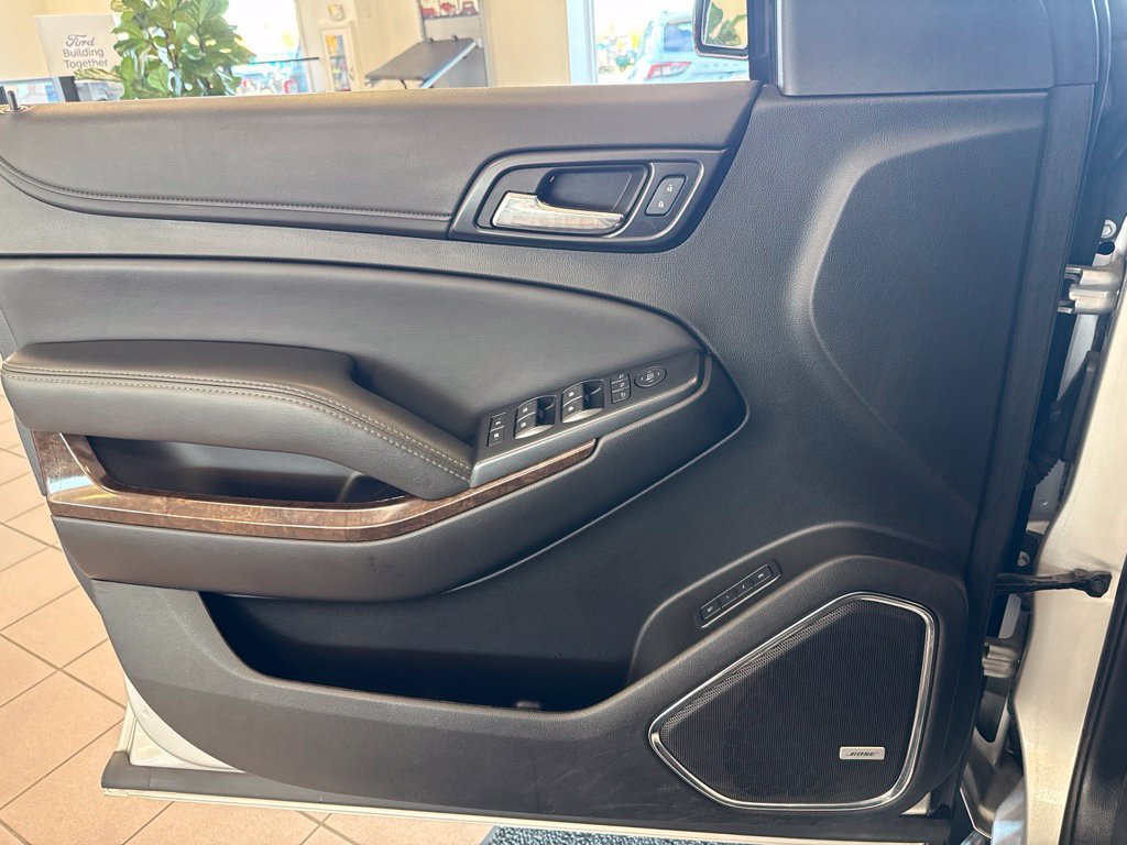 Used 2019 Chevrolet Tahoe LT w/ Luxury Package AWD/4WD image 21