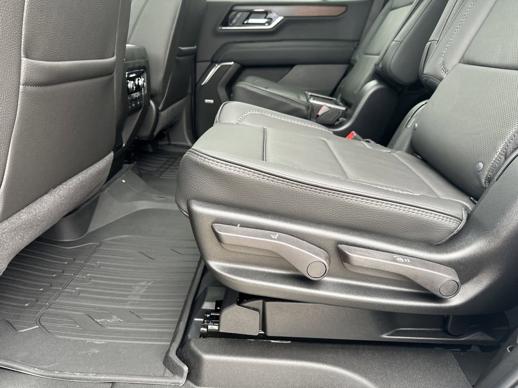 New 2026 GMC Yukon Denali w/ Denali Reserve Package image 32