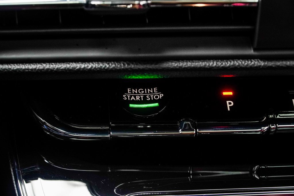 Used 2025 Lincoln Corsair Reserve w/ Equipment Group 202A FWD image 26